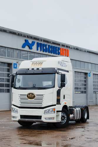 FAW J6P тягач 4х2 FAW J6P тягач 4х2