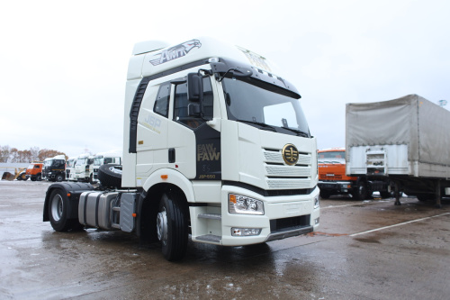 FAW J6P тягач 4х2 FAW J6P тягач 4х2