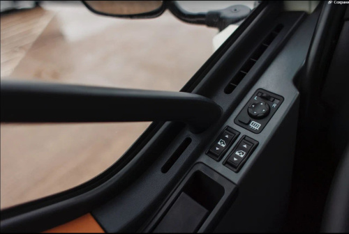 FAW J6P тягач 4х2 FAW J6P тягач 4х2